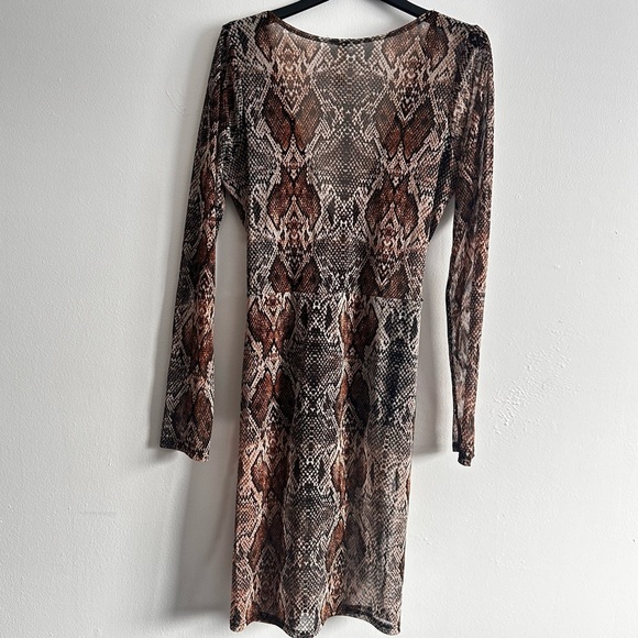 Brown Tan Long Sleeve Wrap Bodycon Dress - Picture 7 of 8